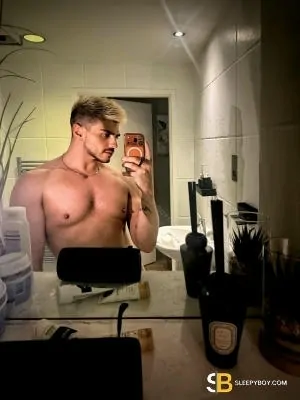 Bisexual Escort Tommy Xl 32yr - double penetration