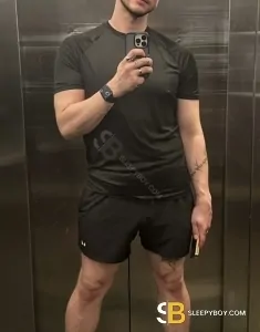male escort Manchester Tommy Xl