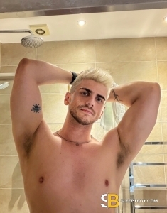 male escort Manchester Tommy Xl
