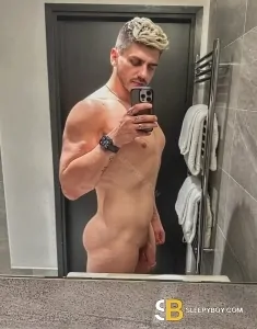male escort Manchester Tommy Xl