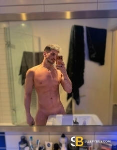 male escort Manchester Tommy Xl