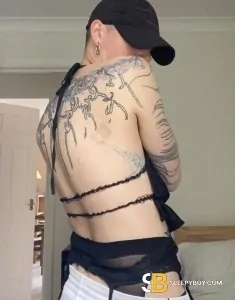 non-binary rent boy Glasgow Reuben