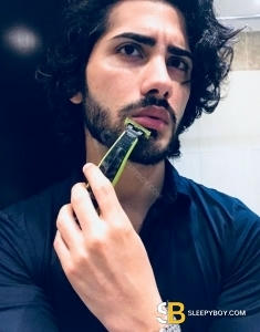 male escort Knightsbridge Carlos