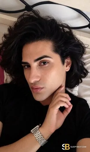 Gay Escort Carlos 30yr - blowjob