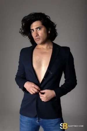 Gay Escort Carlos 30yr - trios