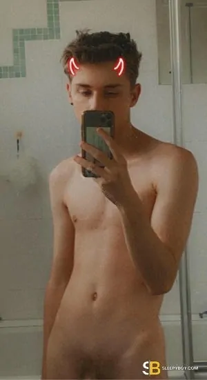 Bisexual Escort Ace 20yr - trios