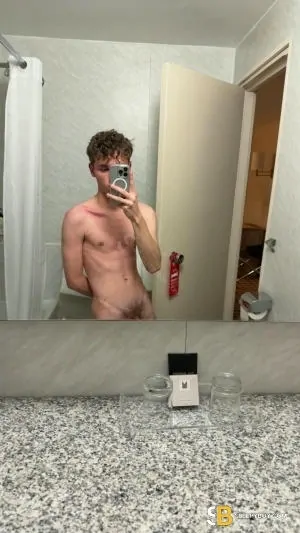 Bisexual Escort Ace 20yr - trios