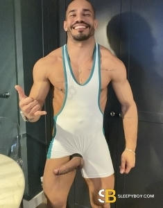 male escort Chelsea Vini