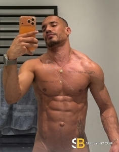 male escort Chelsea Vini