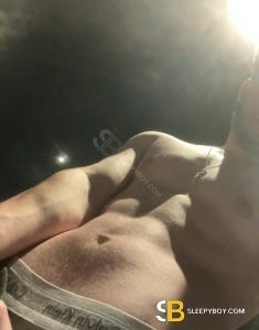 male rent boy Chineham Dylan