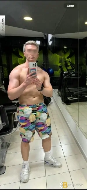 Gay Escort Englishharry 34yr - sucking