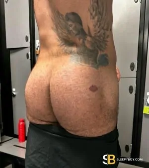 Gay Escort Tony 33yr - role