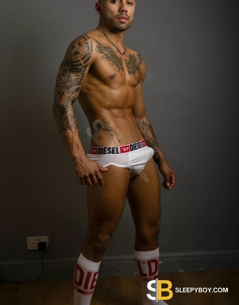 male rent boy London 🥇 Lucca Br