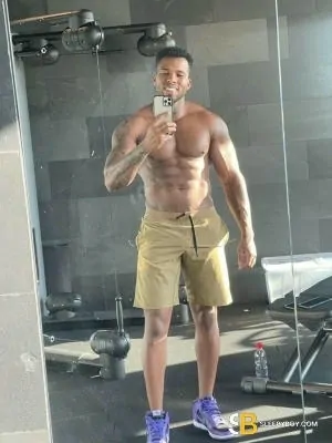 Bisexual Escort Kaio 28yr - licking