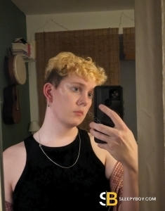 transgender (MTF) escort Glasgow Holly