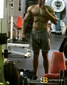 male rent boy Woodley Matt