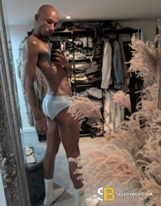 male escort London Justahole