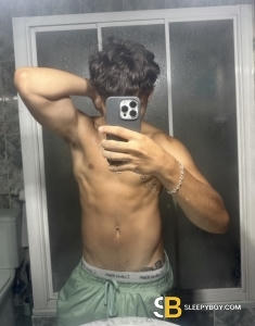 male rent boy London Willyan