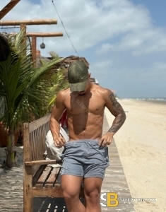 male escort Birmingham Carlos Brasileiro🇧🇷