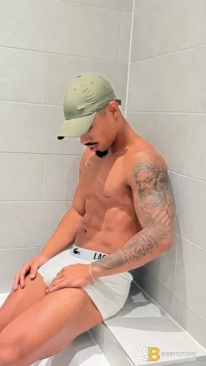 Bisexual Escort Carlos Henrique 23yr - rimming