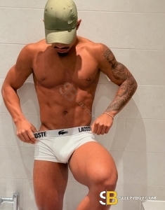 male escort Preston André