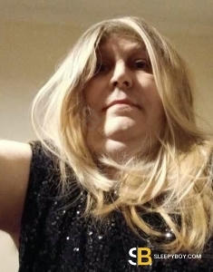 transgender (MTF) rent boy London Rupee