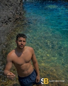 male rent boy London Yan