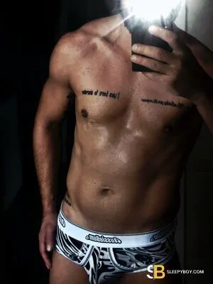 Gay Escort Dawid 30yr - dirty talk