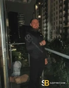 male escort Liverpool Thomas