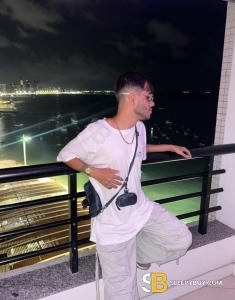 male rent boy Birmingham Lorran