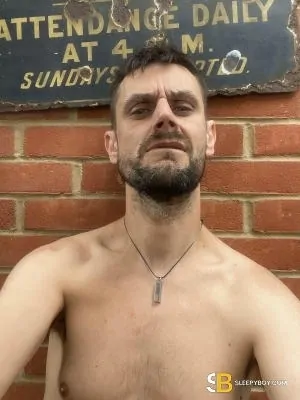 Gay Escort Daniel 45yr - role