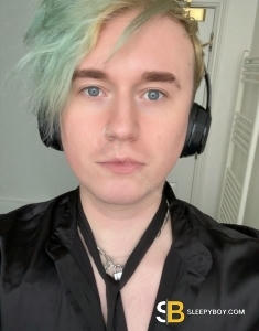 male rent boy London Oli