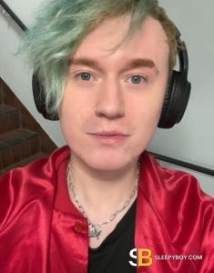 male rent boy London Oli