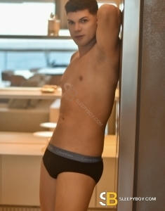 male escort Marylebone Kauan