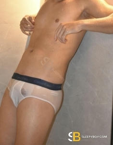 male escort Victoria Kauan