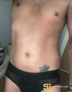 male rent boy Central Milton Keynes Max