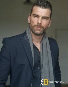 male rent boy Leeds Brad