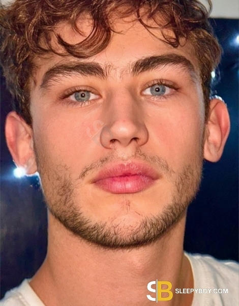 male rent boy Manchester Lewis