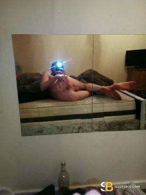 Gay Escort Faggot Kyle 29yr - licking