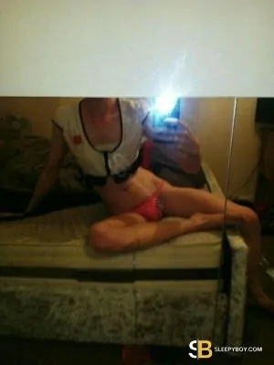 Gay Escort Faggot Kyle 29yr - role