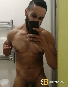 male escort Dewsbury Moor Tank