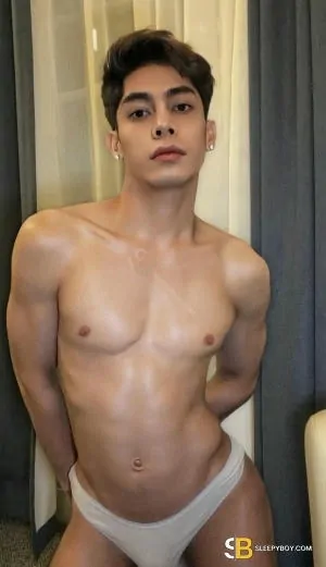 Gay Escort Codyhurrac 23yr - role
