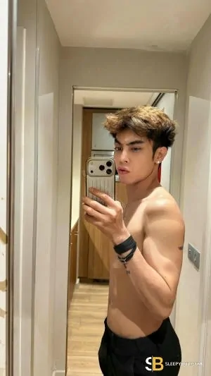 Gay Escort Codyhurrac 23yr - role