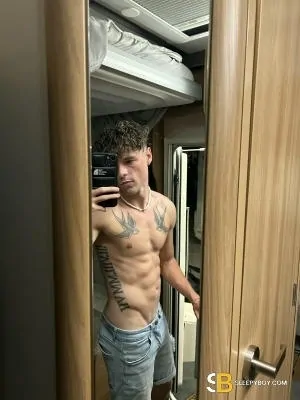 Gay Escort Zack 29yr - sucking