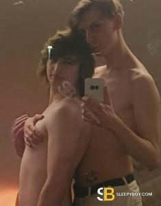 male escort Stafford Skyler-emerald