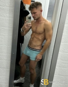 male escort Aberdeen Elliot