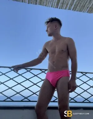 Bisexual Escort Elliot 21yr - rimming