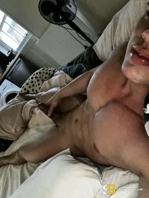 Gay Escort Zac 22yr - role