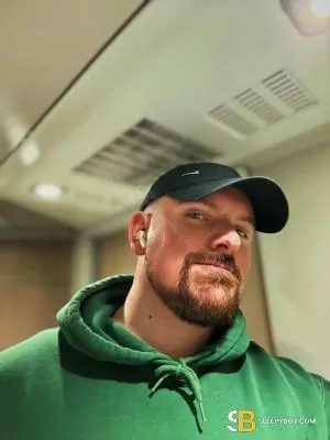 Gay Escort Luke 31yr - role
