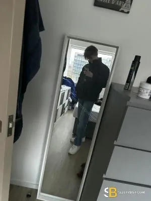 Gay Escort Cal 20yr - rimming